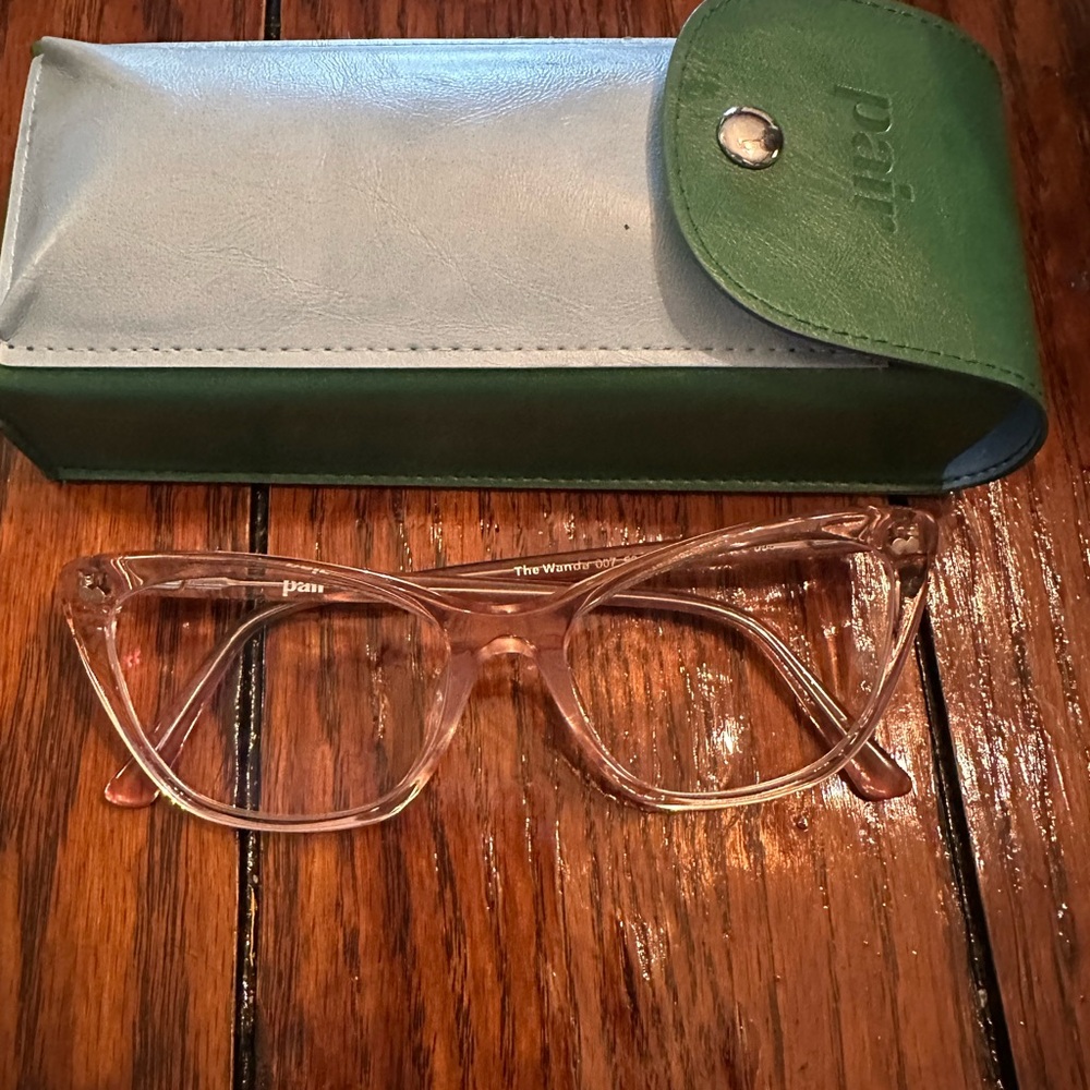 Pair eyewear Wanda eyeglass frames